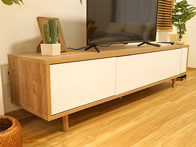 テレビボード