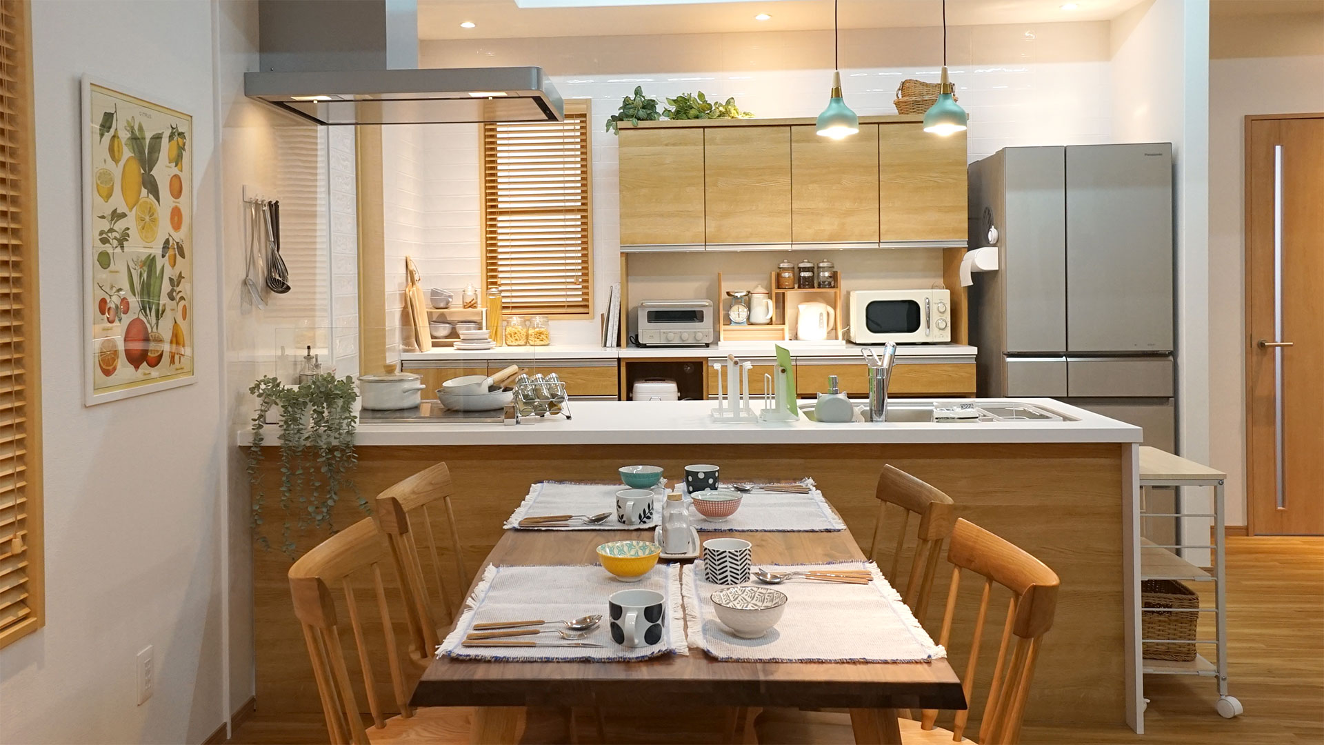 キッチン & ダイニングルーム